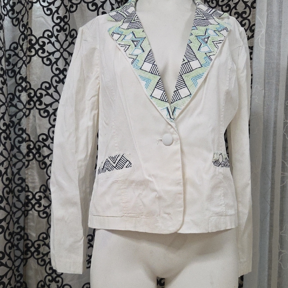 DREW White Top with Blue and Green Geometric Design Small Sz